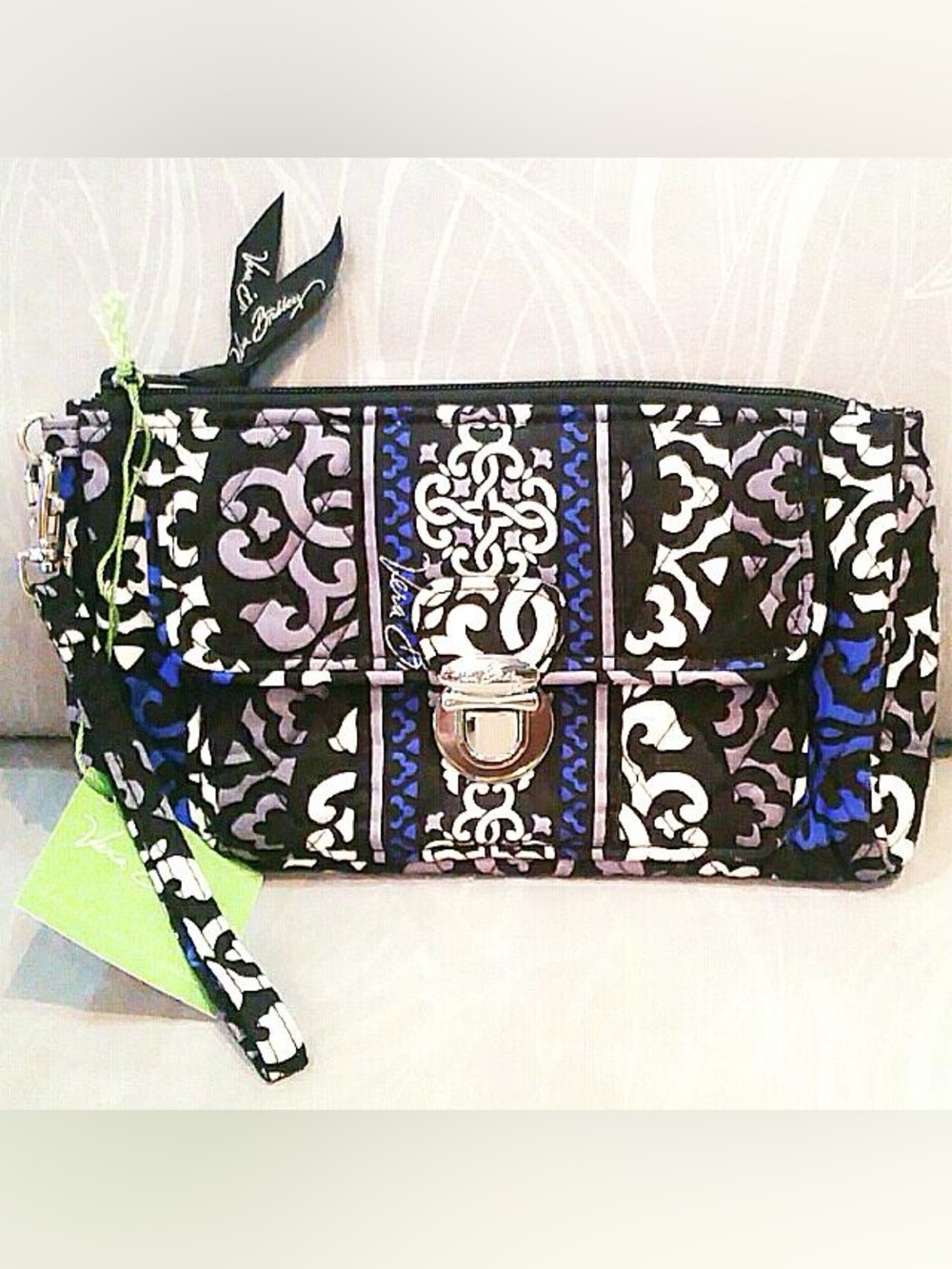Vera Bradley Canterberry Cobalt Pushlock Wristlet